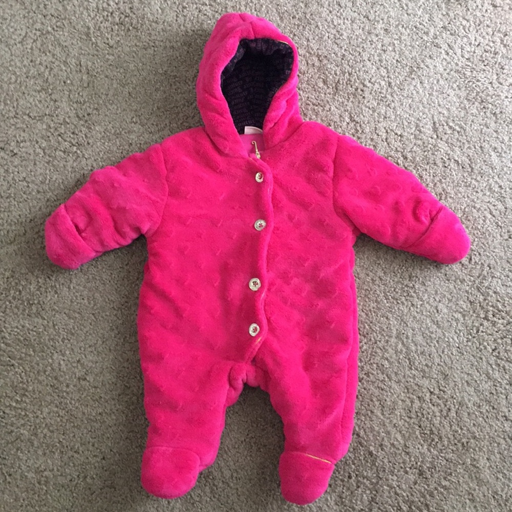 Winter jumpsuit for girls. 3-6 month.